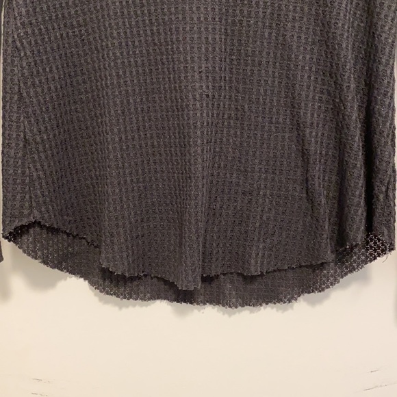 Urban Outfitters Fitted Sweater - Picture 4 of 4